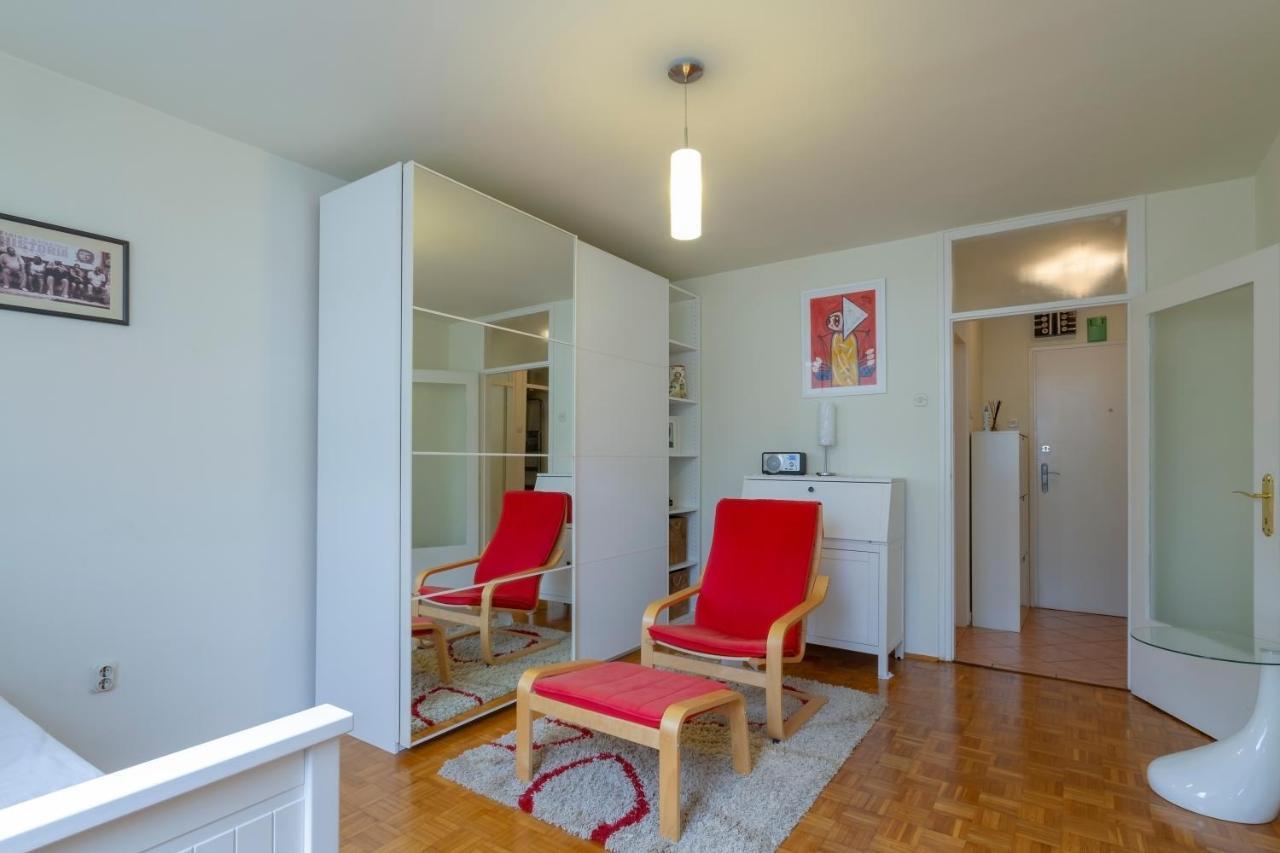 Appartement Atelier à Pula Extérieur photo